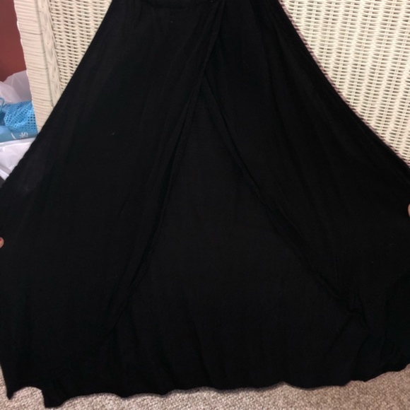 Open Back Tank Top - Picture 2 of 3